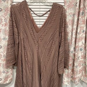 Torrid tan long mid sleeve dress. Size 0.